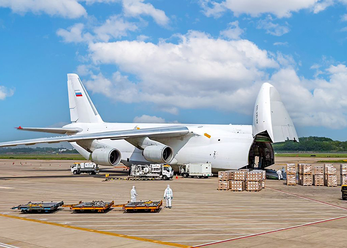 Transporte aéreo para carga de envío rápido